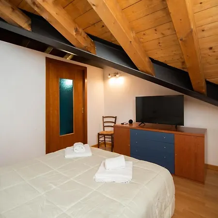 The Three Moons Apartment Peschiera del Garda Exterior foto